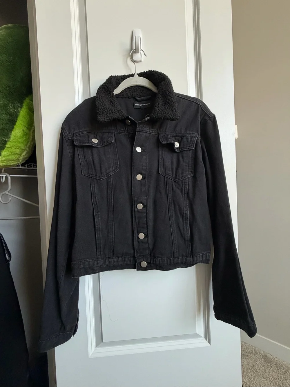 Black Sherpa Collar Denim Jacket - Women